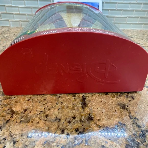 1997 Holiday Princess Belle Barbie - Picture 3 of 4